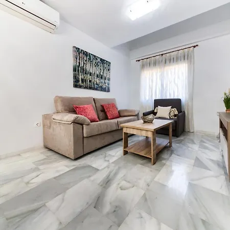 아파트 Holidays2malaga Salitre Cerca Estacion Ave & Fibra Wifi *