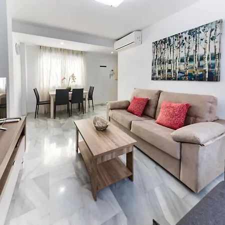 Holidays2malaga Salitre Cerca Estacion Ave & Fibra Wifi 아파트 *